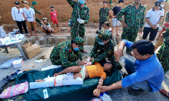 230 deaths in floods and landslides in central Vietnam 4734 2